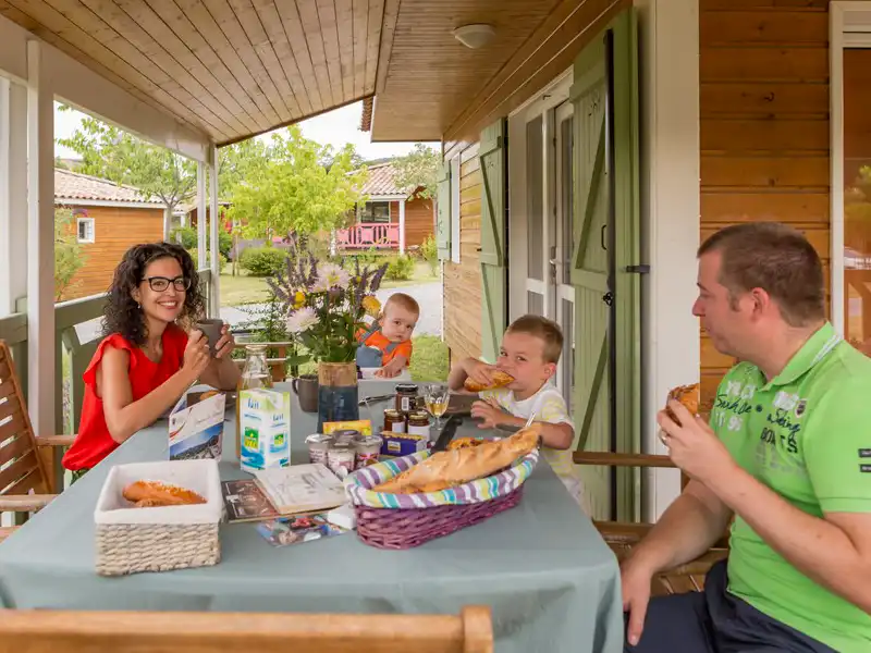 Delivery of bread, pastries and breakfasts